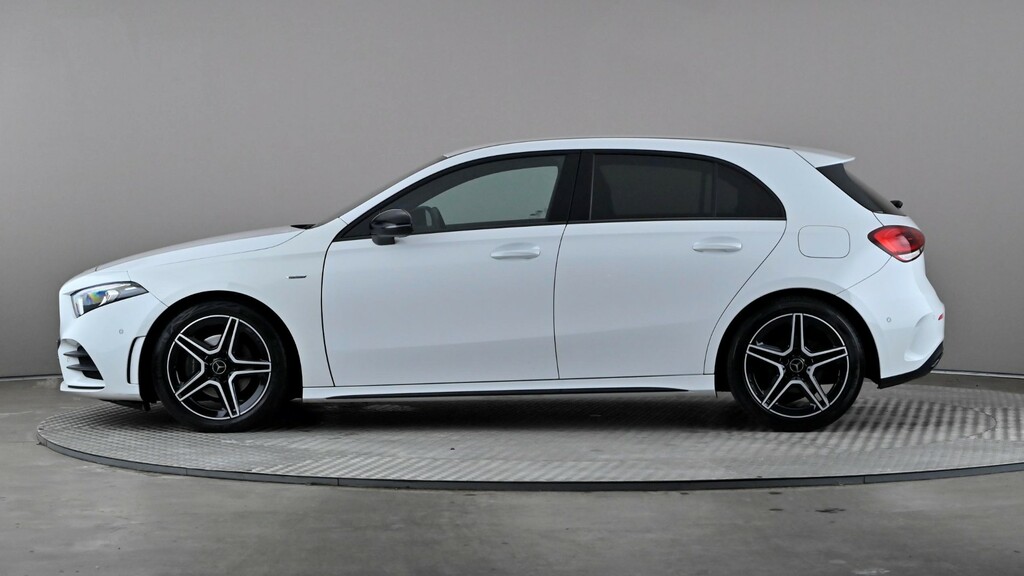 Mercedes-Benz A Class A180 Amg Line Executive Edition White #3