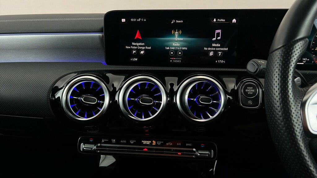 Mercedes-Benz A Class 1.3 A180 Amg Line Edition Premium Saloon Pet Black #16