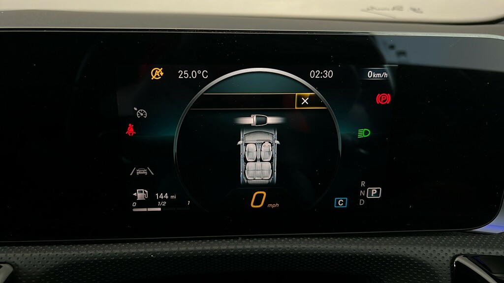 Mercedes-Benz A Class 1.3 A180 Amg Line Edition Premium Saloon Pet Black #15
