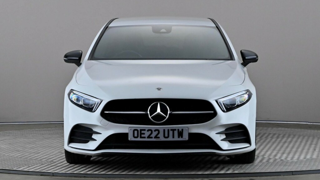 Mercedes-Benz A Class A180 Amg Line Executive Edition White #2