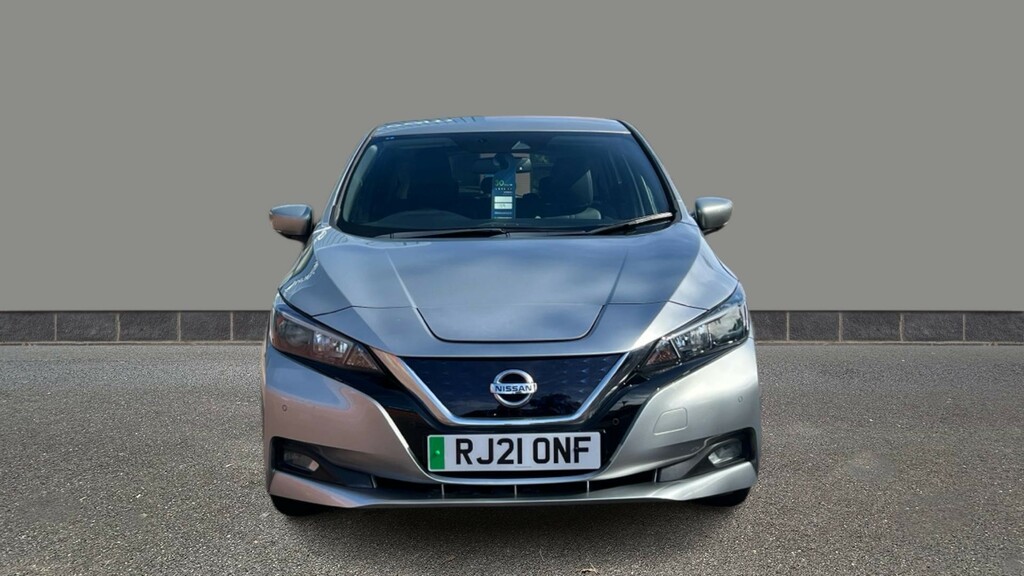 Nissan Leaf 110Kw N-connecta 40Kwh Silver #2