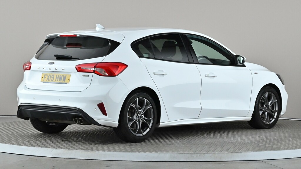 Ford Focus 1.0 Ecoboost 125 St-line White #6
