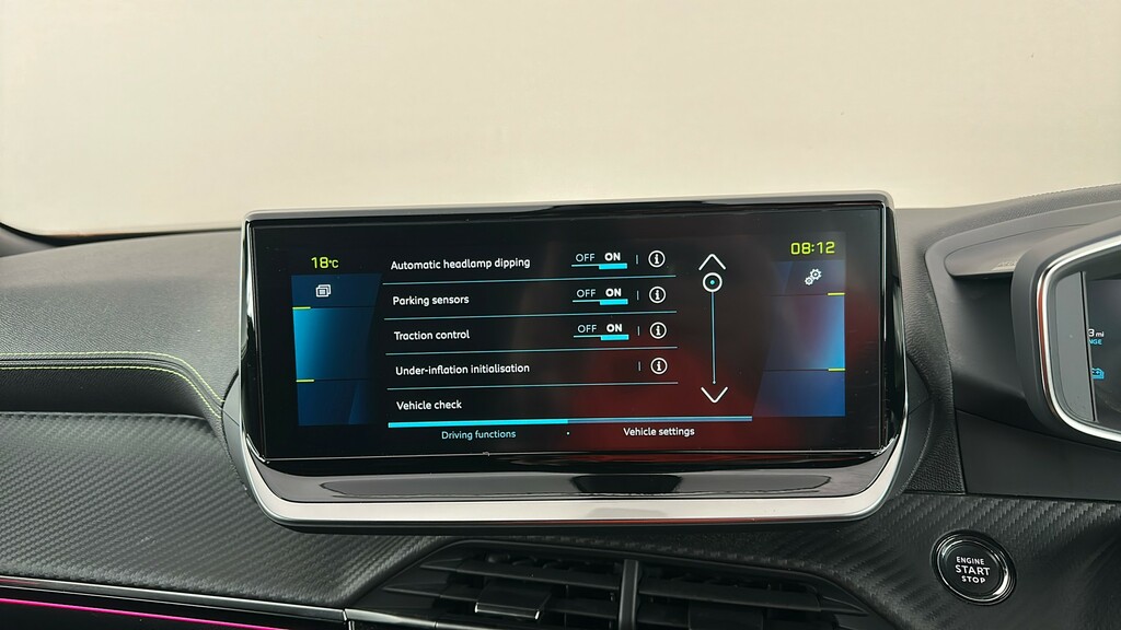 Peugeot e-2008 115Kw Gt 54Kwh Estate Grey #16