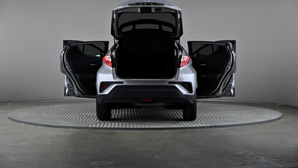Toyota C-Hr 1.8 Hybrid Design  #11