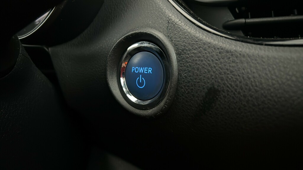 Toyota C-Hr 1.8 Hybrid Design  #27