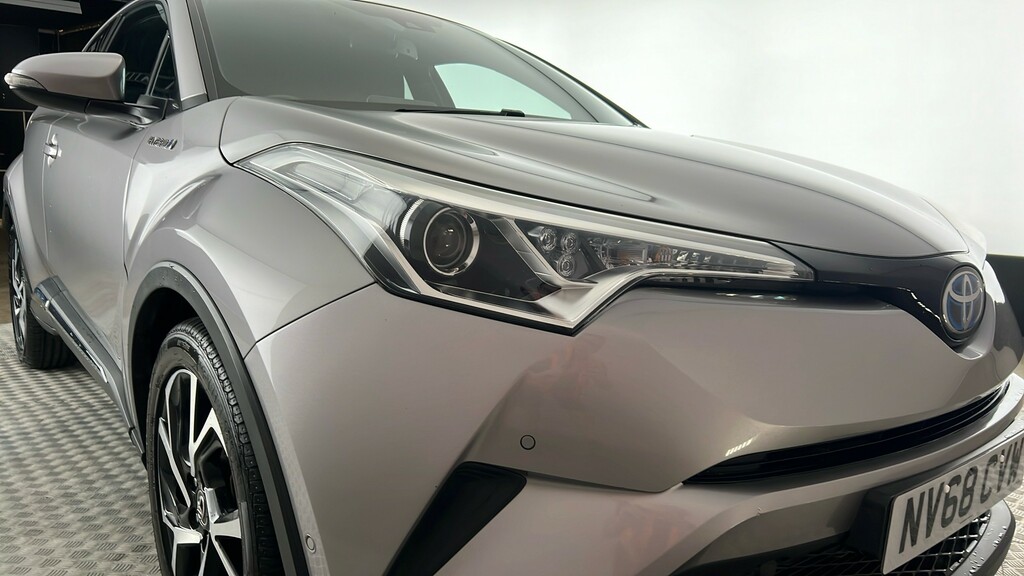 Toyota C-Hr 1.8 Hybrid Design  #20