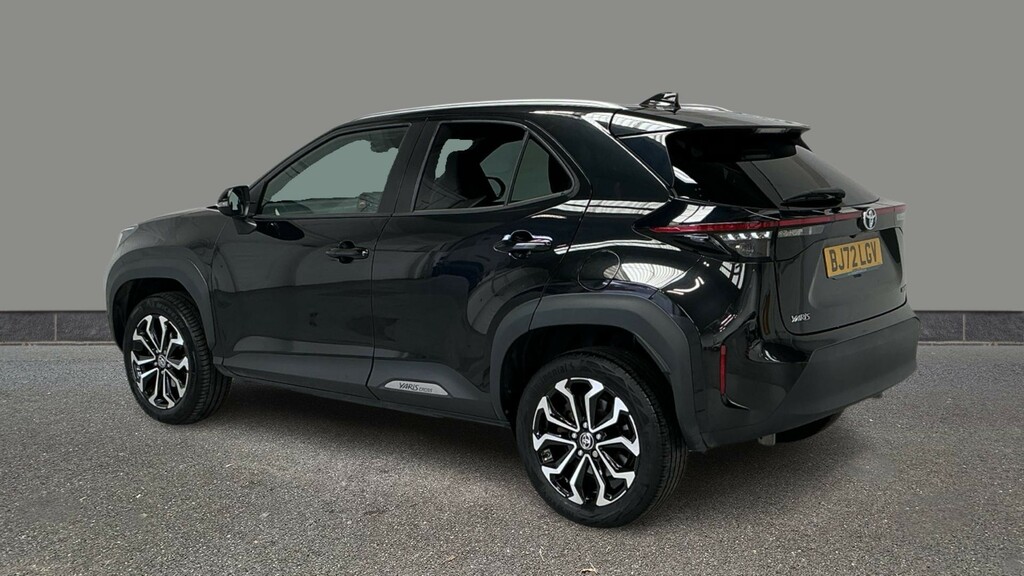 Toyota Yaris Cross 1.5 Hybrid Design Cvt Black #4