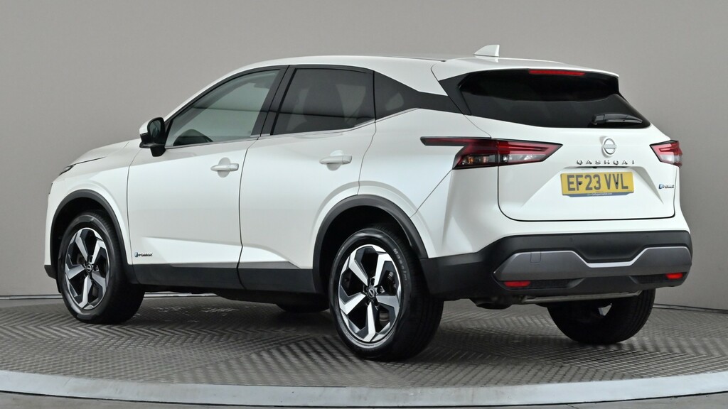 Nissan Qashqai 1.5 E-power N-connecta White #4