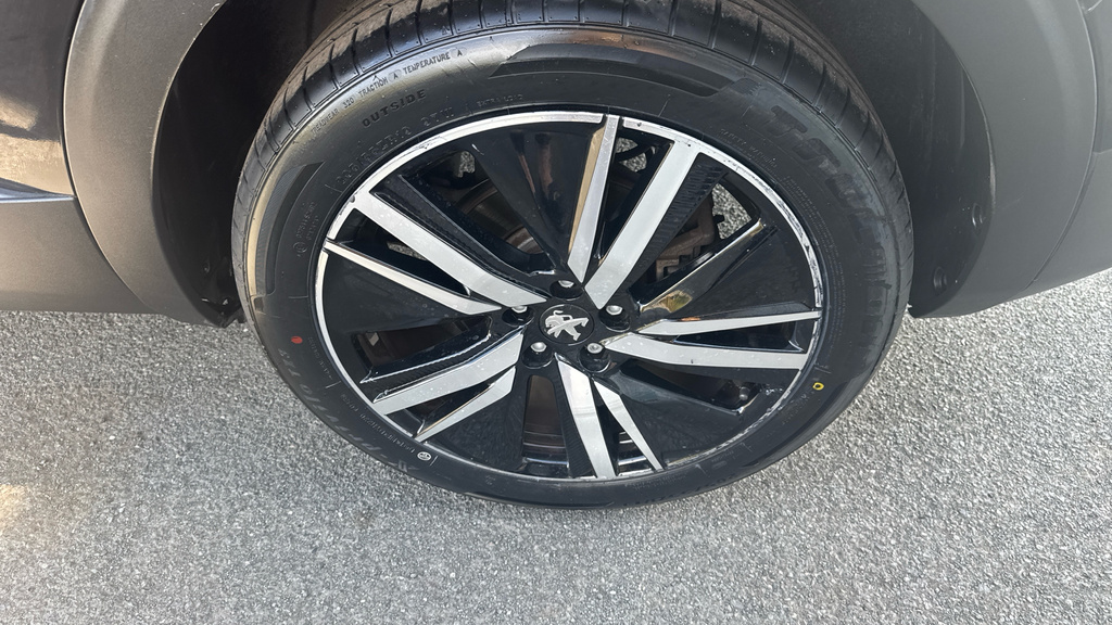 Peugeot 5008 1.2 Puretech Allure Premium Eat8 Black #12
