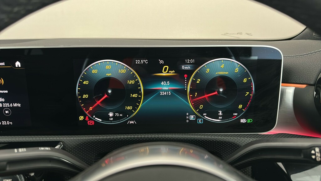 Mercedes-Benz CLA Class 1.6 Cla200 Amg Line Night Edition Pan Roof Grey #15