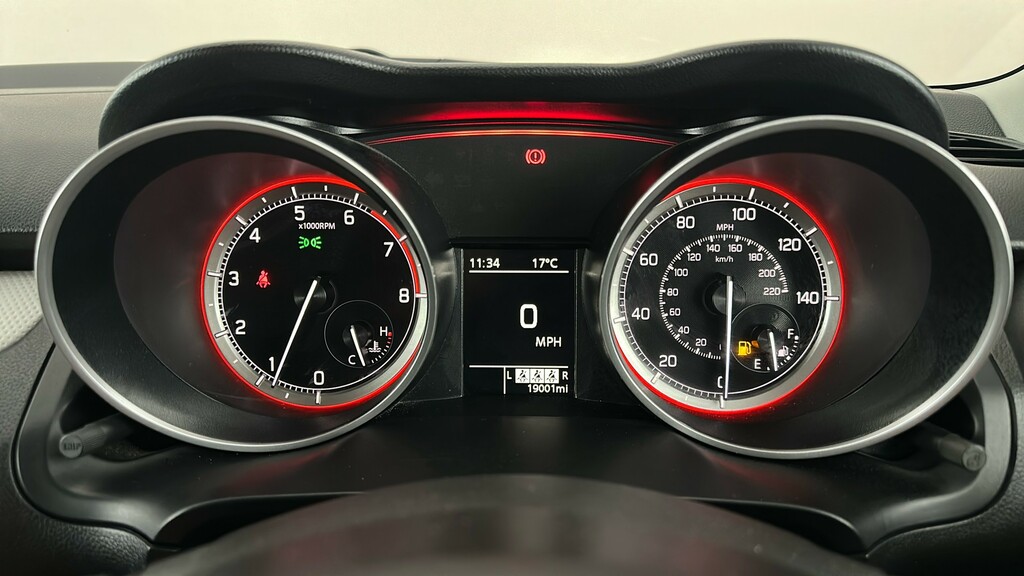 Suzuki Swift 2023 Suzuki Swift 1.2 Sz-t Dualjet Mild Hybrid Aut White #15