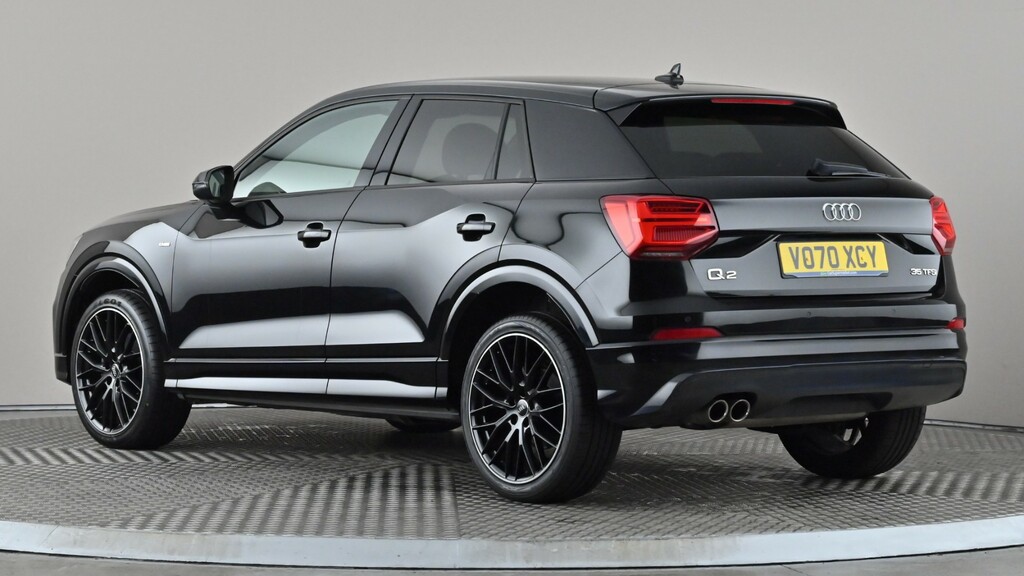 Audi Q2 35 Tfsi Black Edition S Tronic Black #4