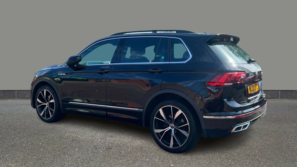 Volkswagen Tiguan 1.5 Tsi 150 R-line Dsg ML21JFZ Black #4