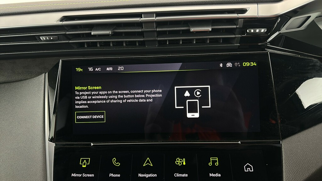 Peugeot 408 1.2 Hybrid 136 Gt E-dsc6 White #34