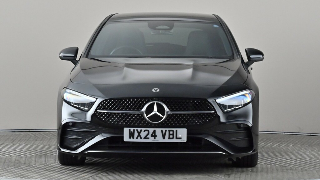 Mercedes-Benz A Class A180 Amg Line Executive Black #2