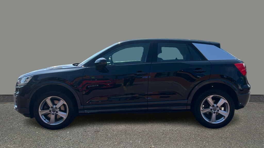 Audi Q2 1.0 Tfsi Sport Black #3