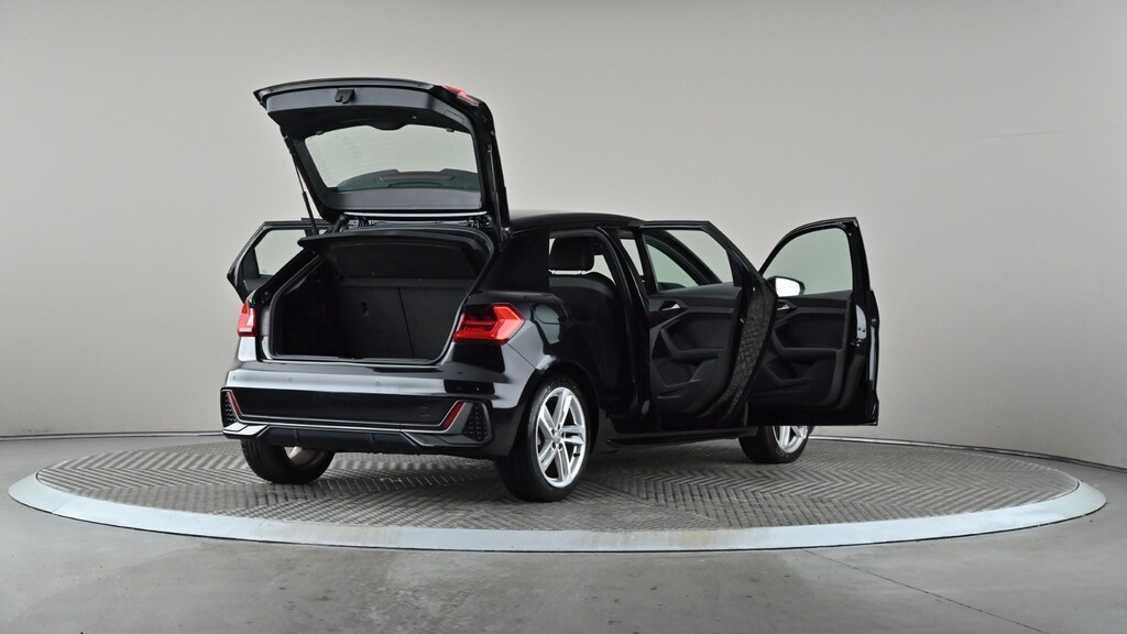 Audi A1 1.0 Tfsi 30 Sport Sportback Euro White #12