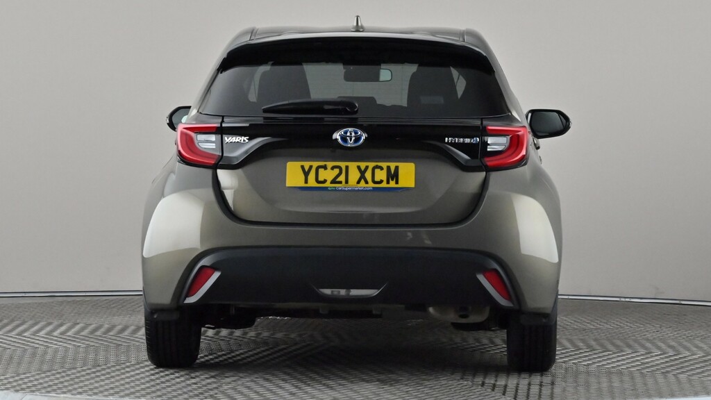 Toyota Yaris 1.5 Hybrid Design Cvt Brown #5