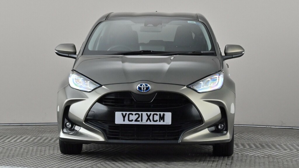 Toyota Yaris 1.5 Hybrid Design Cvt Brown #2
