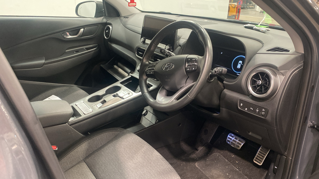 Hyundai Kona 100Kw Premium 39Kwh Grey #3