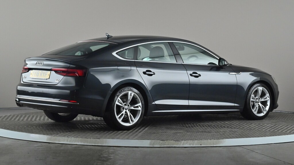 Audi A5 2.0 Tdi Ultra Se Grey #6