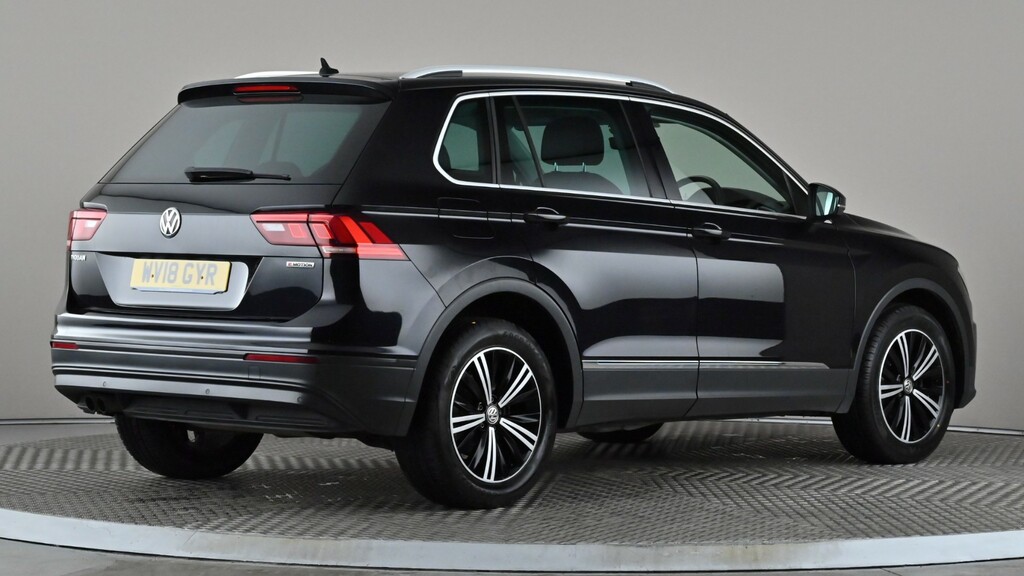 Volkswagen Tiguan 1.4 Tsi 150 4Motion Se Nav Dsg WV18GYR Black #6