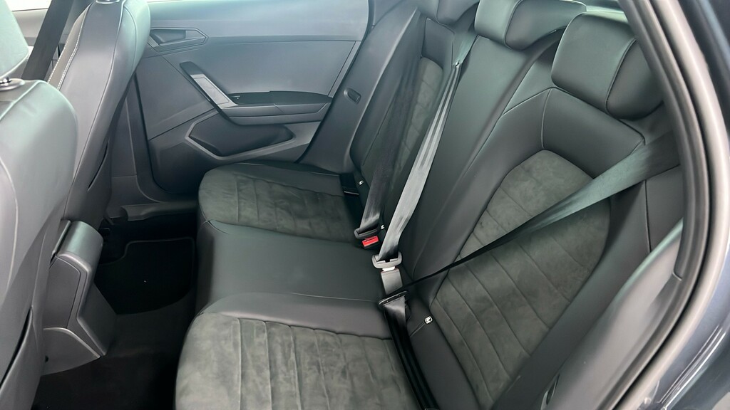 Seat Ibiza 1.0 Tsi 110Ps Fr Sport 5-Door Black #18