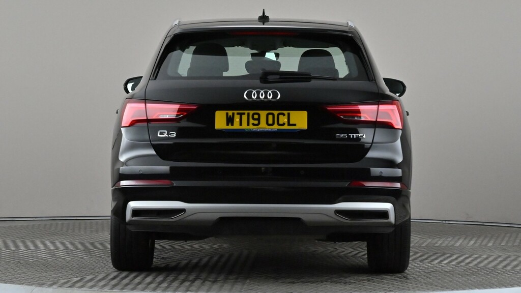 Audi Q3 35 Tfsi Sport Black #5