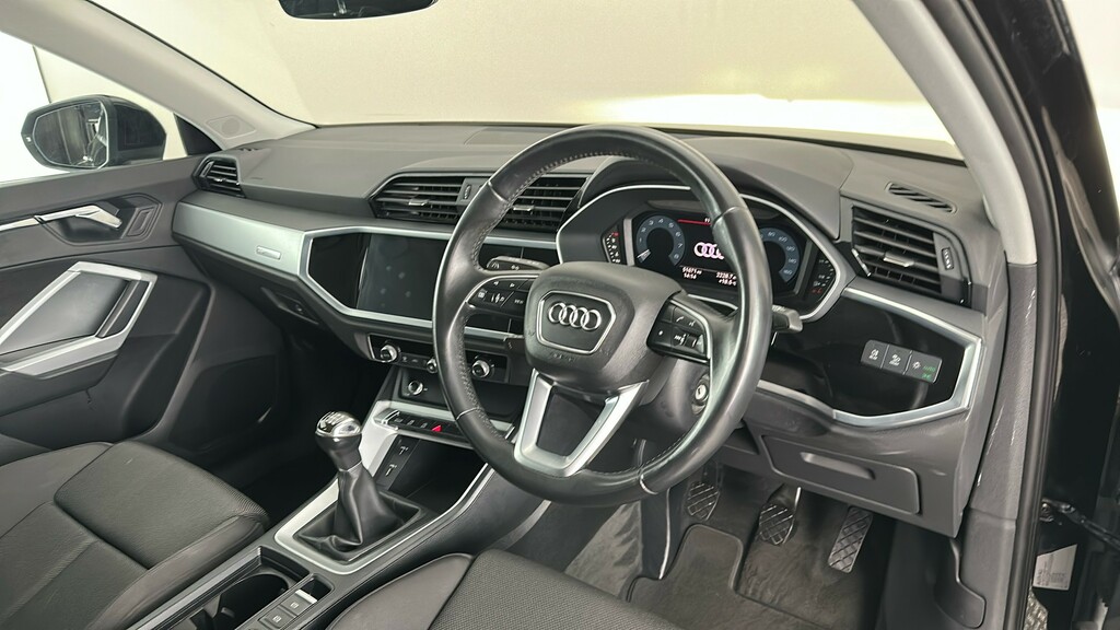 Audi Q3 Audi Q3 Sport 35 Tdi Quattro 150 Ps 6-Speed Grey #33