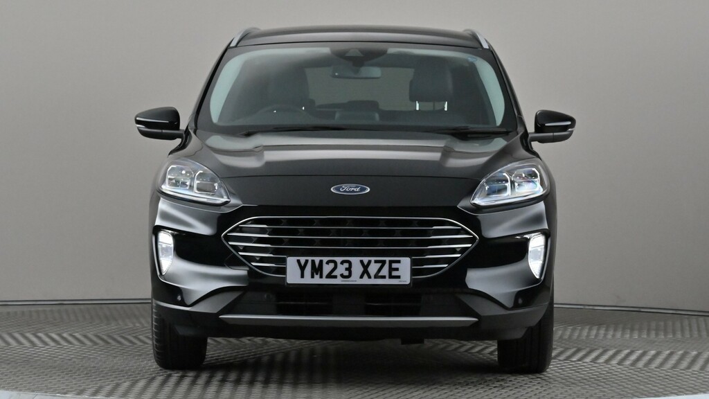 Ford Kuga 1.5 Ecoboost 150 Titanium Edition Black #2