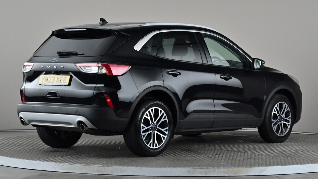 Ford Kuga 1.5 Ecoboost 150 Titanium Edition Black #6