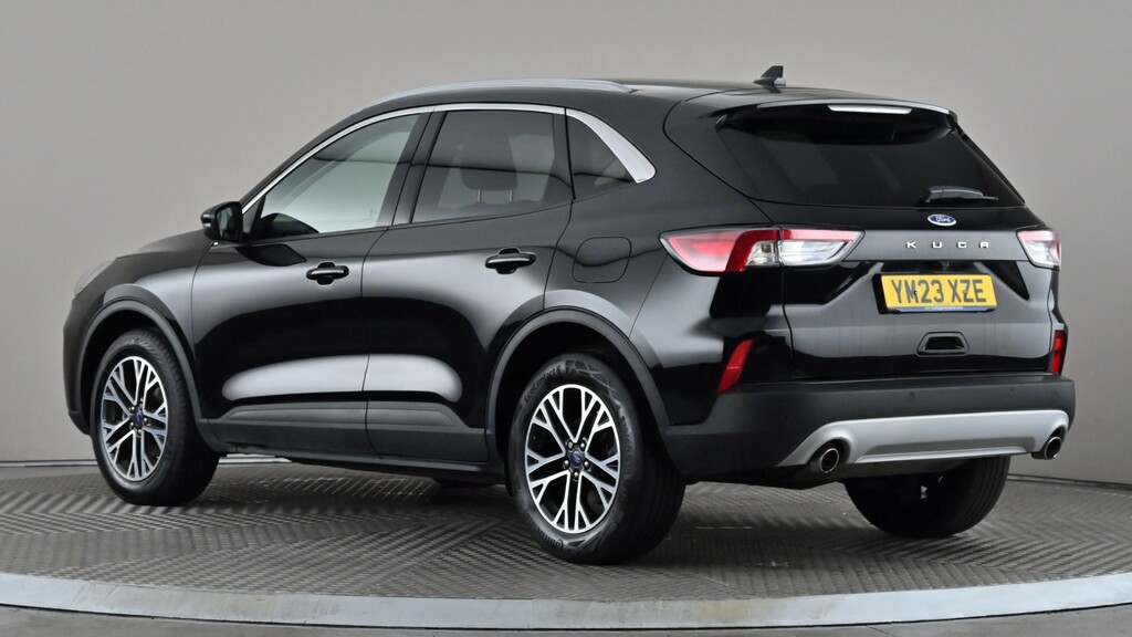 Ford Kuga 1.5 Ecoboost 150 Titanium Edition Black #4