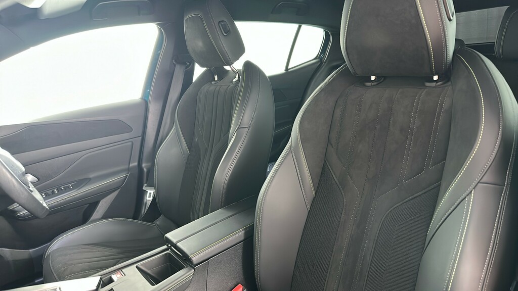 Peugeot 408 1.2 Hybrid 136 Allure E-dsc6 Blue #17