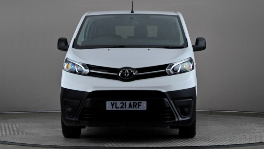 Toyota Proace Verso 1.5D Combi Medium White #2