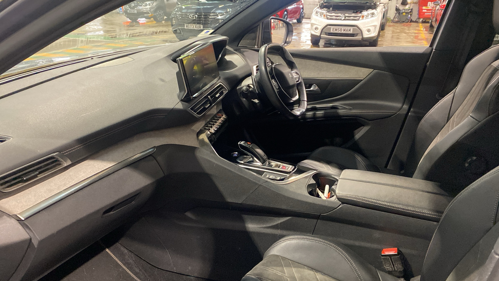 Peugeot 5008 1.2 Puretech Gt Premium Eat8 Grey #6