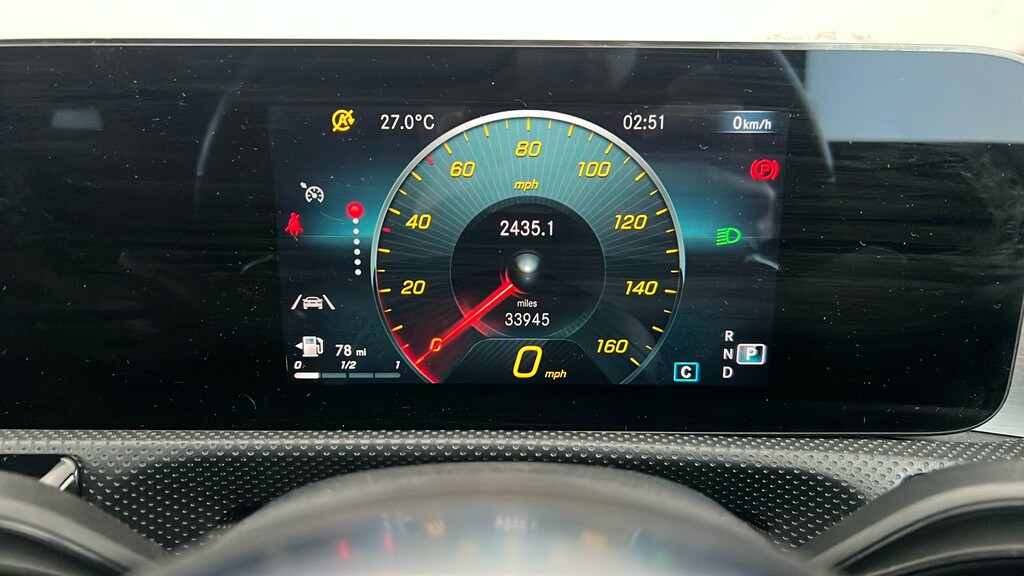 Mercedes-Benz CLA Class 1.3 Cla200 Amg Line Shooting Brake 7G-dct Euro 6 Black #15