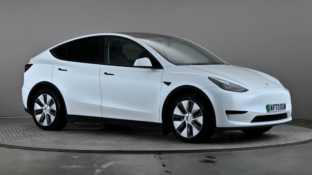 Tesla Model Y Rwd Auto White