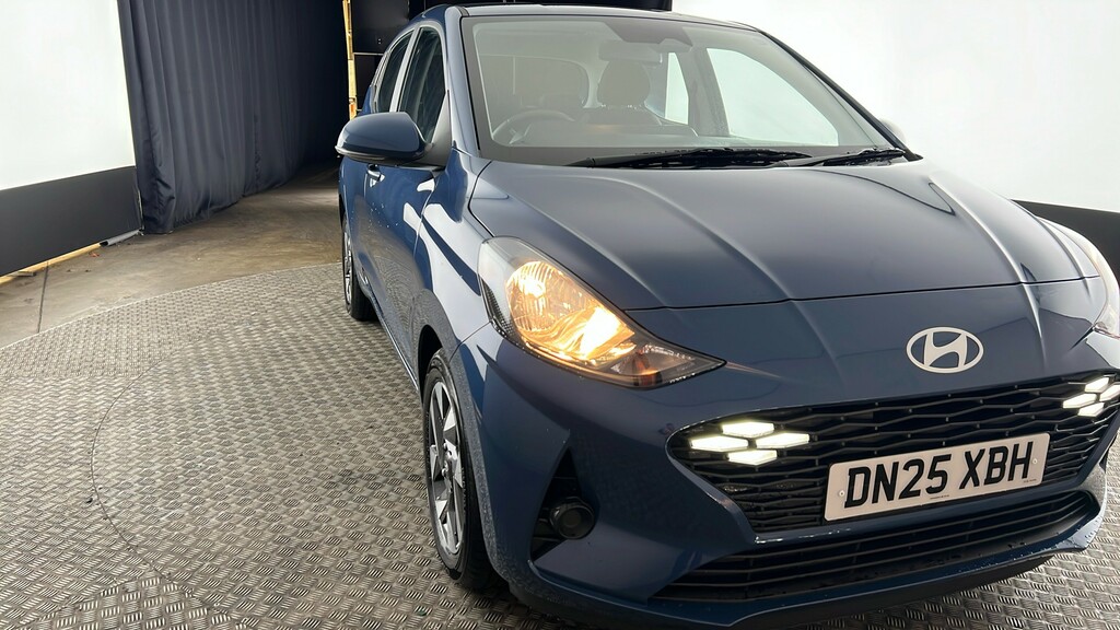 Hyundai I10 Hyundai I10 1.2 Premium Hatchback Grey #20