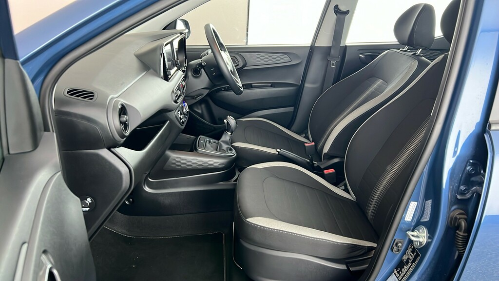 Hyundai I10 Hyundai I10 1.2 Premium Hatchback Grey #19