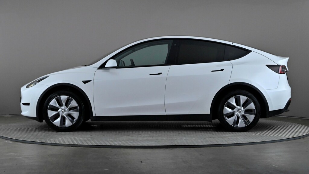 Tesla Model Y Long Range Awd AJ22JUT White #3