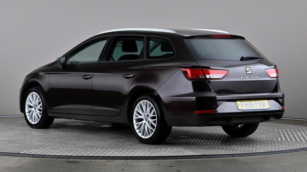 Seat Leon 1.2 Tsi Se Dynamic Technology Purple #4
