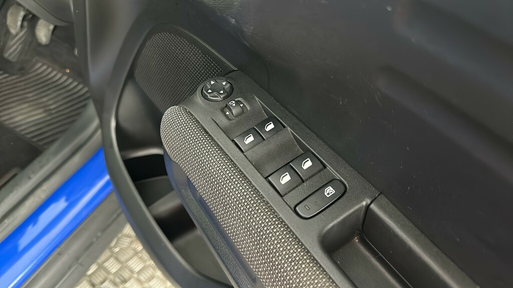 Citroen C3 Aircross 1.2 Puretech 130 Shine Plus Eat6 Blue #34
