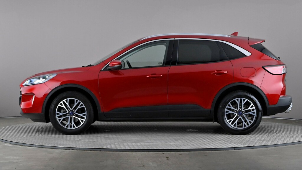 Ford Kuga 1.5 Ecoblue Titanium Edition Red #3