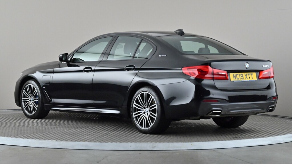BMW 5 Series 530E M Sport Black #4
