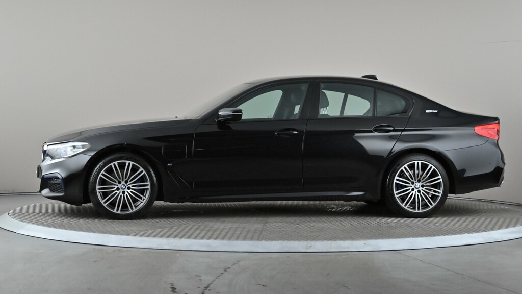 BMW 5 Series 530E M Sport Black #3