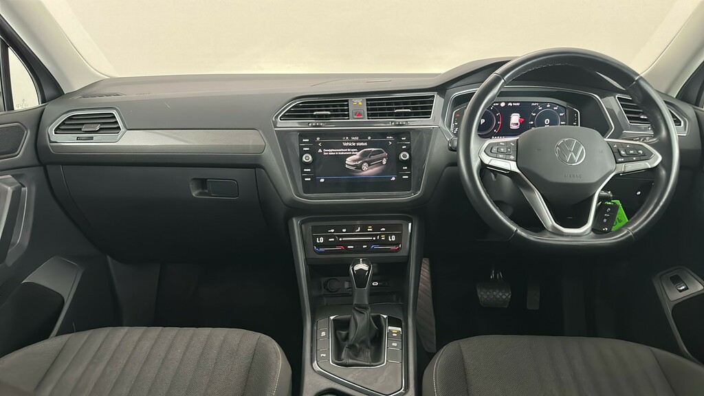 Volkswagen Tiguan Allspace 2.0Tdi 150Ps Elegance Scr 4Motio Black #13