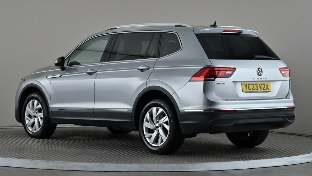 Volkswagen Tiguan Allspace 1.5 Tsi Life Dsg 7 Seats Silver #4