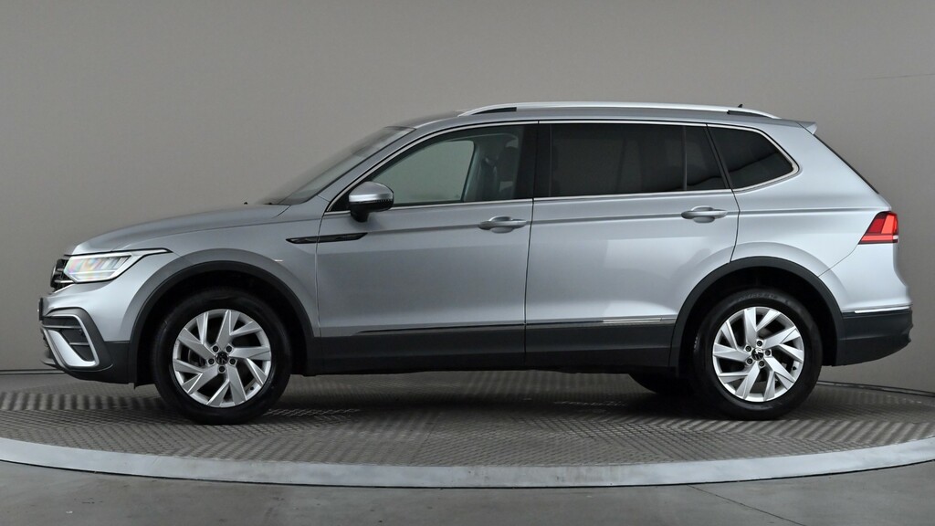 Volkswagen Tiguan Allspace 1.5 Tsi Life Dsg 7 Seats Silver #3