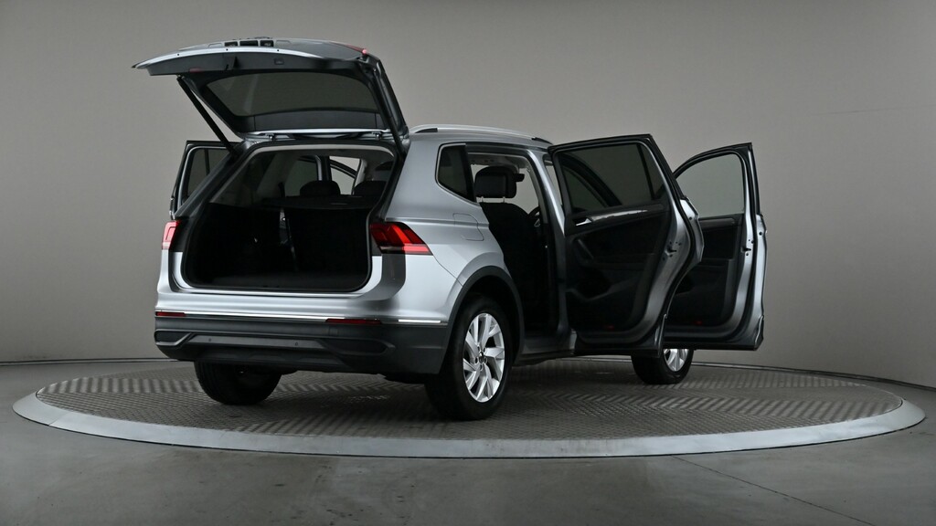 Volkswagen Tiguan Allspace 2.0Tdi 150Ps Elegance Scr 4Motio Black #12