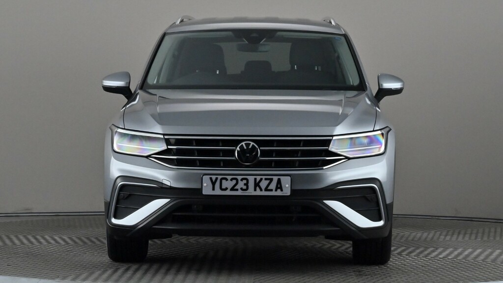 Volkswagen Tiguan Allspace 1.5 Tsi Life Dsg 7 Seats Silver #2